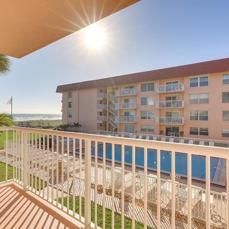 Central Cocoa Beach Condo With View, Steps To Beach! Екстер'єр фото
