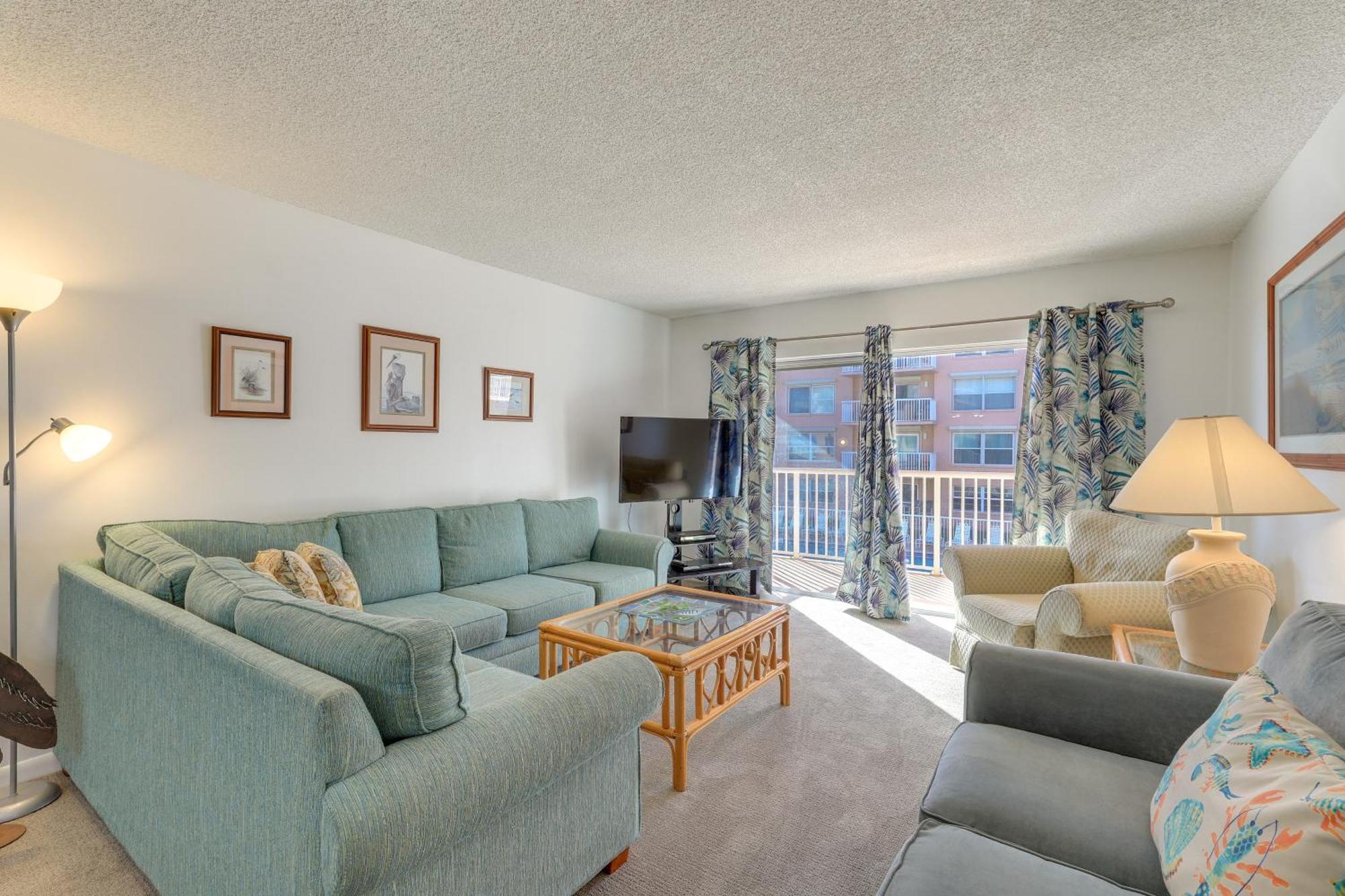 Central Cocoa Beach Condo With View, Steps To Beach! Екстер'єр фото